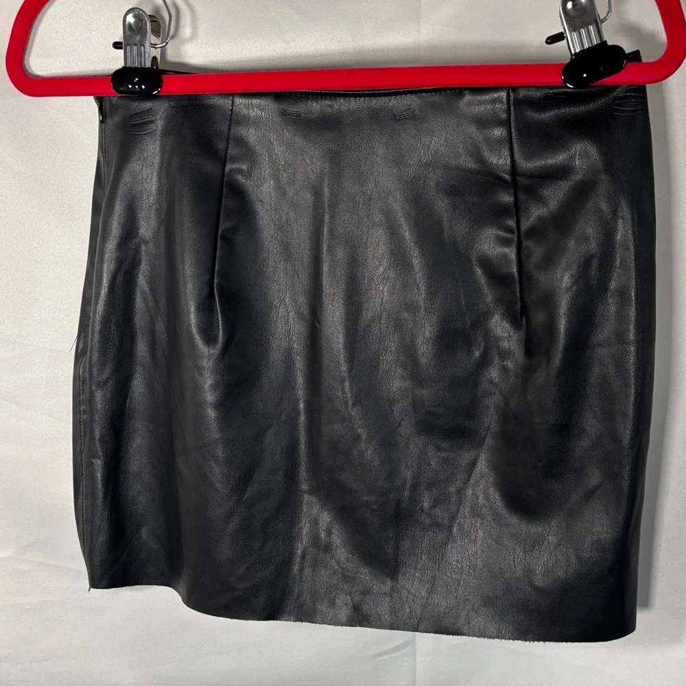 Zara Black Faux Leather Mini Skirt with Ruched Detail